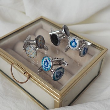 Gemelos creados con resina